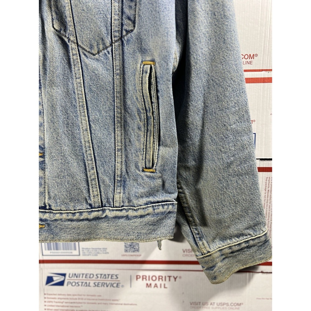 Vintage 90s Levis Denim Mens Sz Med Blue Jean Trucker Jacket Made In USA - Picture 2 of 12